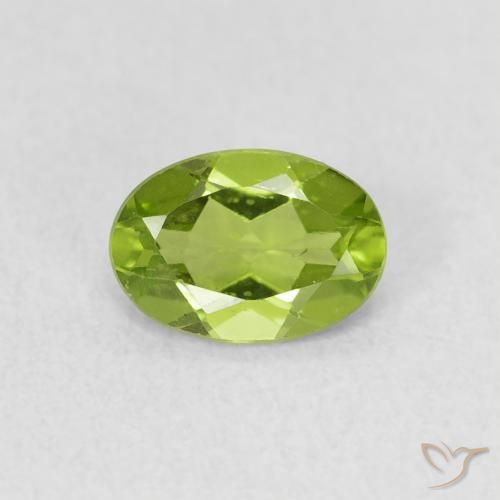 0.75ct Natural Medium Green Peridot, Oval, VS