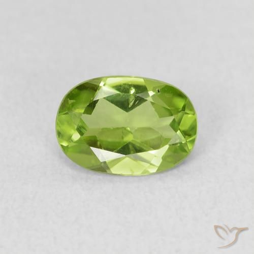 0.79ct Natural Lively Green Peridot, Oval, VS