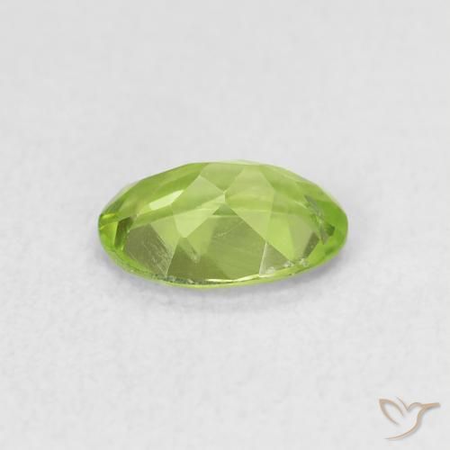 Peridot Gemstone in 7 x 5 mm (calibrated) Size for Sale, Peridot Stone in Medium Green Color