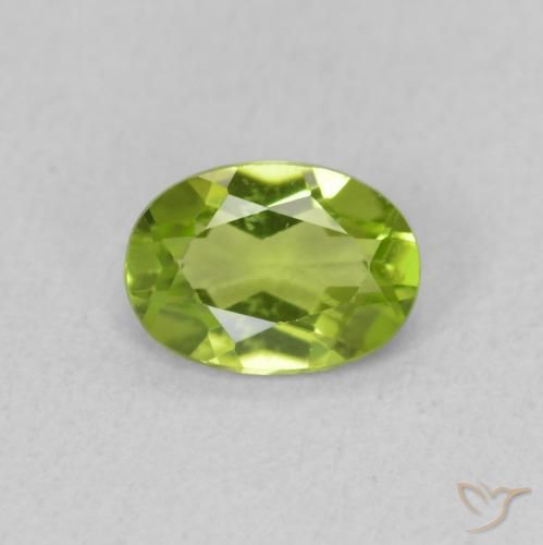 0.84ct Natural Lively Green Peridot, Oval, VVS-VS