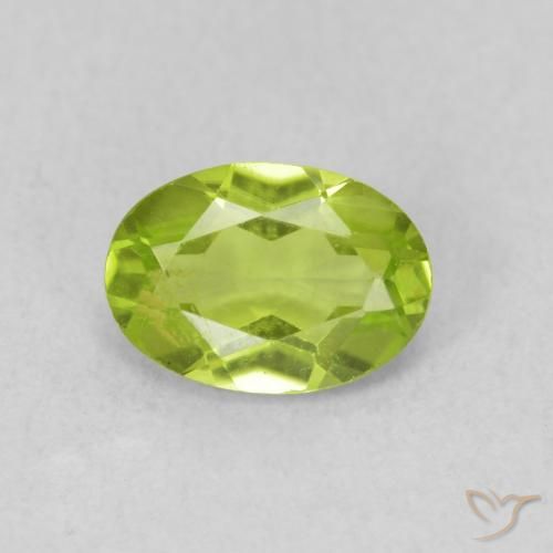 0.84ct Natural Lively Yellowish Green Peridot, Oval, VS