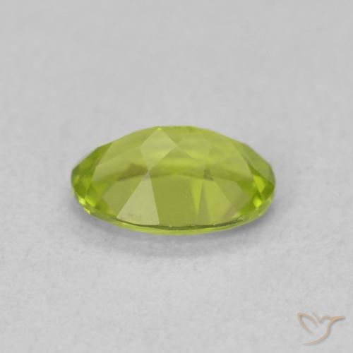 Peridot Gemstone in 7 x 5 mm (calibrated) Size for Sale, Peridot Stone in Medium Green Color