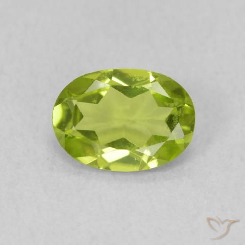 0.80ct Natural Medium Green Peridot, Oval, VS