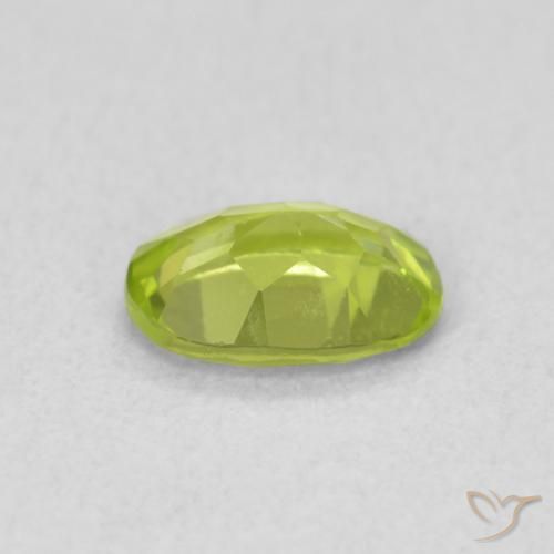 Peridot Gemstone in 7 x 5 mm (calibrated) Size for Sale, Peridot Stone in Medium Green Color