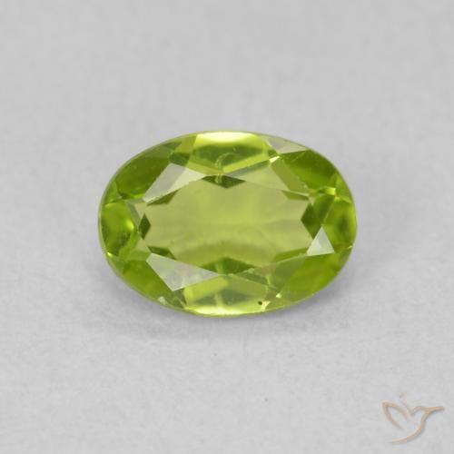 0.83ct Natural Lively Green Peridot, Oval, VS