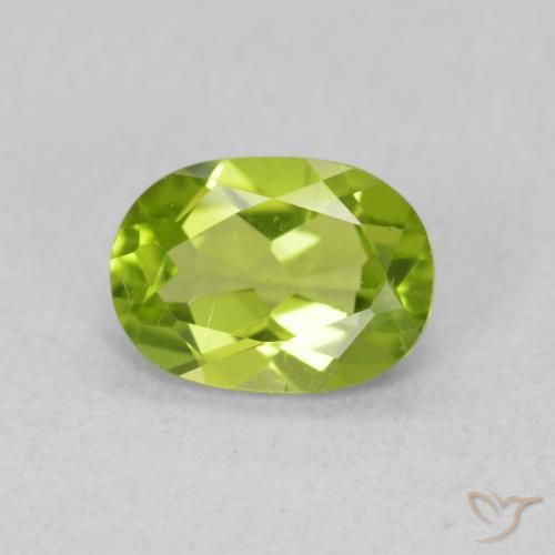 0.89ct Natural Bright Green Peridot, Oval, VS
