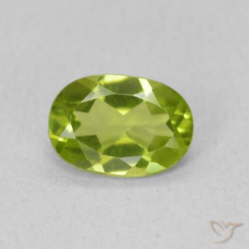 0.83ct Natural Medium Green Peridot, Oval, VS