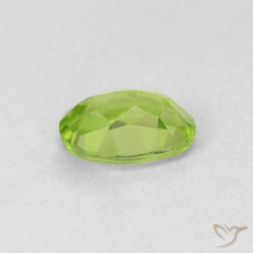 Peridot Gemstone in 7 x 5 mm (calibrated) Size for Sale, Peridot Stone in Medium Green Color