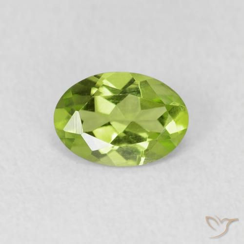 0.73ct Natural Yellowish Green Peridot, Oval, VVS-VS