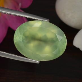 Medium Green Пренит Камень - 9.5ct Фасетный Овал (ID: 243540)