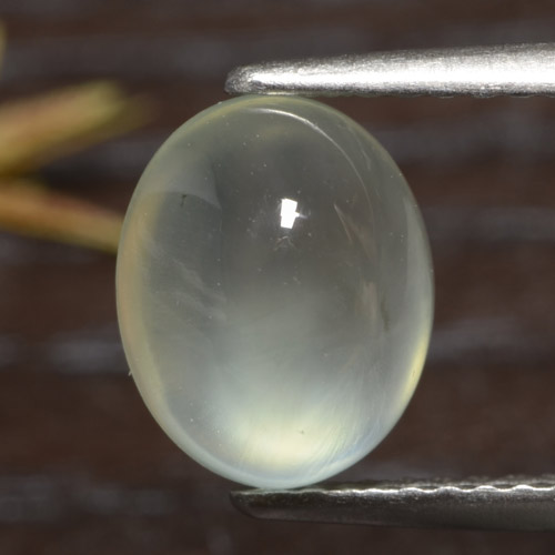 9 x 7,2 mm 毫米南非椭圆形白色葡萄石,重 2,2 克拉,天然宝石,透明 净度,1 葡萄石 - 颜色为绿白色,莫氏硬度为 6 - 6,5, Photo A