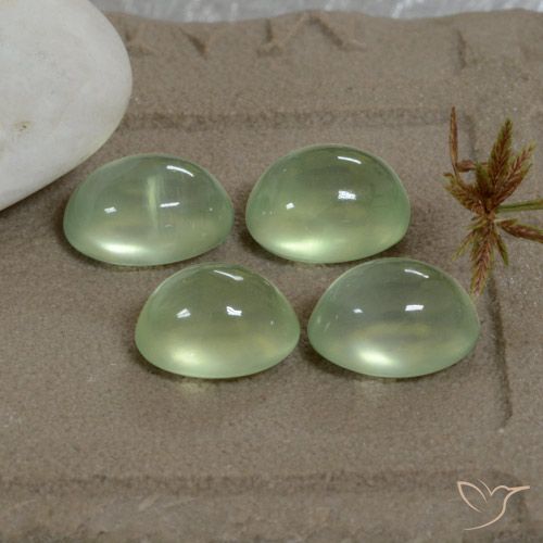 Prehnite ovale de 8,18 ct, 8,5 x 6,9 mm d'Afrique du Sud, Photo A
