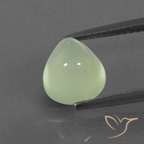 8,4 x 7,8mm Prehnite verde Cabochon pera dal Sud Africa, peso di 3,14 ct, pietra preziosa naturale non trattati in purezza Transparent/Translucent, Prehnite 1pz - il colore è Verde chiaro, durezza Mohs di 6 - 6,5, Photo A
