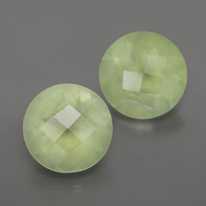 Pale Pear Green Prehnite Gem - 1.9ct Round Checkerboard (ID: 367045)