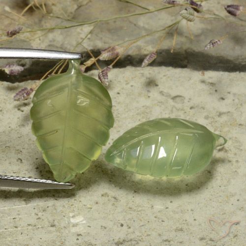 15.37 ct Carved Prehnite, 18.5 x 12 mm From South Africa, Photo A