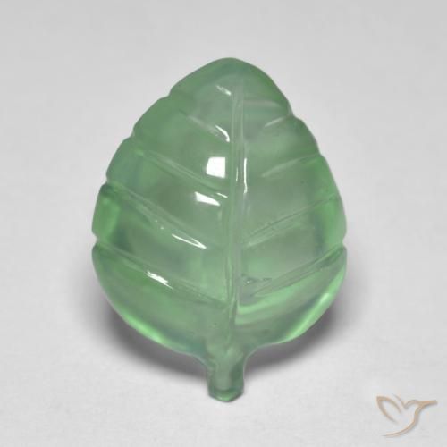Préhnite sculptée de 5,96 ct, 14,9 x 11,2 mm d'Afrique du Sud, Photo A