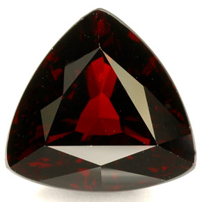 8.18 ct Red Pyrope Garnet Gemstone, Pyrope Garnet Gem in Trillion Facet Shape for Sale.