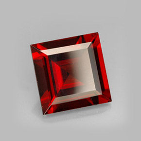 3.71 ct Red Pyrope Garnet Stone, Natural Pyrope Garnet in Square Facet Shape for Sale