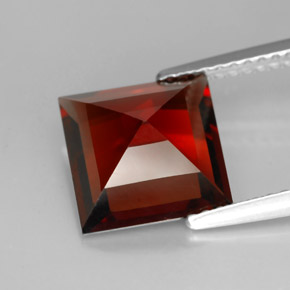 Pyrope Garnet Gemstone in 9 x 9 mm (calibrated) Size for Sale, Pyrope Garnet Stone in Deep Red Color