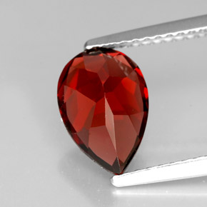 Pyrope Garnet Gemstone in 10 x 7 mm (calibrated) Size for Sale, Pyrope Garnet Stone in Deep Red Color