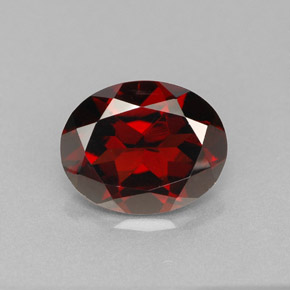 2.94 ct Red Pyrope Garnet Gemstone, Pyrope Garnet Gem in Oval Facet Shape for Sale.