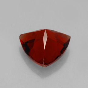 Pyrope Garnet Gemstone in 8 x 8 mm (calibrated) Size for Sale, Pyrope Garnet Stone in Deep Red Color