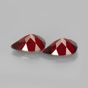 Pyrope Garnet Gemstone in 10 x 7 mm (calibrated) Size for Sale, Pyrope Garnet Stone in Deep Red Color