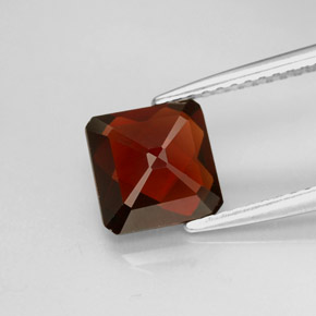Pyrope Garnet Gemstone in 7.2 x 7.2 mm Size for Sale, Pyrope Garnet Stone in Deep Red Color