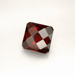 2.25 ct Red Pyrope Garnet Stone, Natural Pyrope Garnet in Octagon Checkerboard Shape for Sale