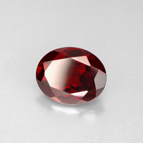 2.92 ct Red Pyrope Garnet Stone, Natural Pyrope Garnet in Oval Facet Shape for Sale