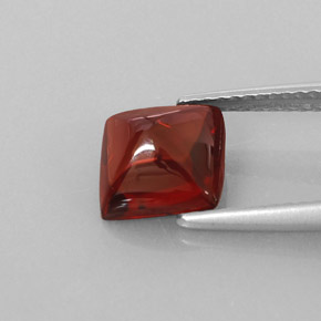 Pyrope Garnet Gemstone in 7.8 x 7.6 mm Size for Sale, Pyrope Garnet Stone in Deep Red Color