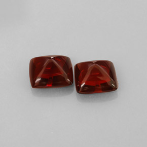 4.89 ct Red Pyrope Garnet Gemstone, Pyrope Garnet Gem in Square Cabochon Shape for Sale.