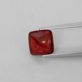2.63 ct Red Pyrope Garnet Gemstone, Pyrope Garnet Gem in Square Cabochon Shape for Sale.