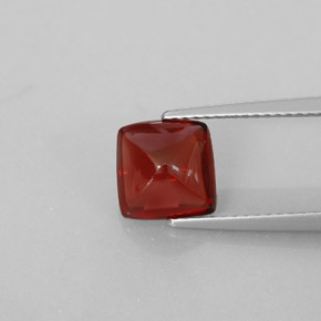 2.58 ct Red Pyrope Garnet Gemstone, Pyrope Garnet Gem in Square Cabochon Shape for Sale.