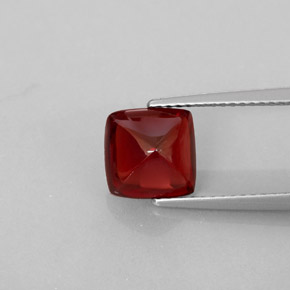 2.98 ct Red Pyrope Garnet Gemstone, Pyrope Garnet Gem in Square Cabochon Shape for Sale.