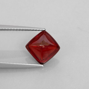 2.98 ct Red Pyrope Garnet Stone, Natural Pyrope Garnet in Square Cabochon Shape for Sale