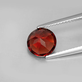 Pyrope Garnet Gemstone in 8 mm (calibrated) Size for Sale, Pyrope Garnet Stone in Deep Red Color