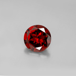 2.23 ct Red Pyrope Garnet Gemstone, Pyrope Garnet Gem in Round Facet Shape for Sale.