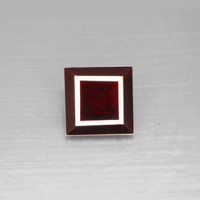 2.58 ct Red Pyrope Garnet Gemstone, Pyrope Garnet Gem in Square Facet Shape for Sale.