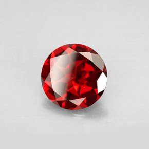2.82 ct Red Pyrope Garnet Stone, Natural Pyrope Garnet in Round Facet Shape for Sale