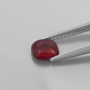 Pyrope Garnet Gemstone in 6 x 5.9 mm Size for Sale, Pyrope Garnet Stone in Red Color