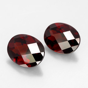 6.44 ct Red Pyrope Garnet Stone, Natural Pyrope Garnet in Oval Checkerboard Shape for Sale