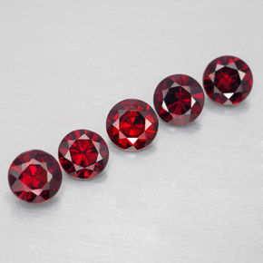 2.50 ct Red Pyrope Garnet Stone, Natural Pyrope Garnet in Diamond-Cut Shape for Sale