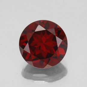 3.49 ct Red Pyrope Garnet Gemstone, Pyrope Garnet Gem in Round Facet Shape for Sale.