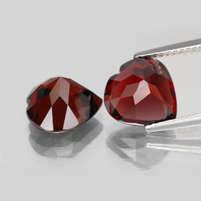 Pyrope Garnet Gemstone in 10 x 10 mm (calibrated) Size for Sale, Pyrope Garnet Stone in Deep Red Color