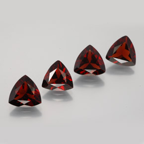 7.17 ct Red Pyrope Garnet Gemstone, Pyrope Garnet Gem in Trillion Facet Shape for Sale.