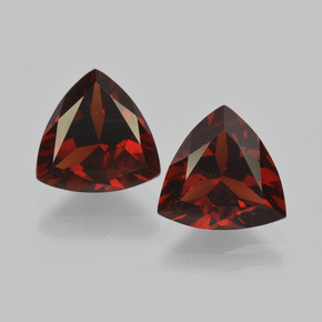 3.69 ct Red Pyrope Garnet Gemstone, Pyrope Garnet Gem in Trillion Facet Shape for Sale.