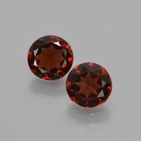 1.76 ct Red Pyrope Garnet Gemstone, Pyrope Garnet Gem in Round Facet Shape for Sale.