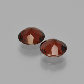Pyrope Garnet Gemstone in 6 mm (calibrated) Size for Sale, Pyrope Garnet Stone in Red Color
