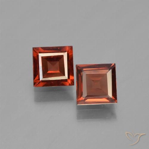 1,35 ct quadratischer Pyrop-Granat, 5 x 5 mm aus Mosambik, Photo A